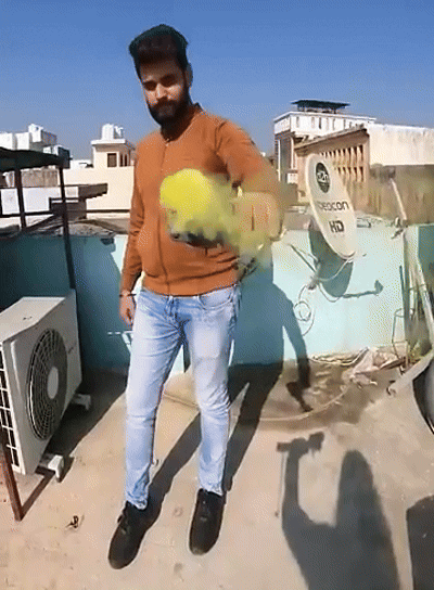 Holi color gun Dropdash